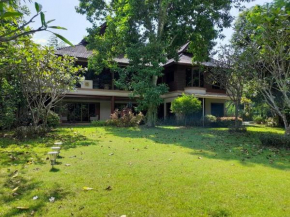 Cozy 5bedrooms villa w/ pool in city of Chiangmai